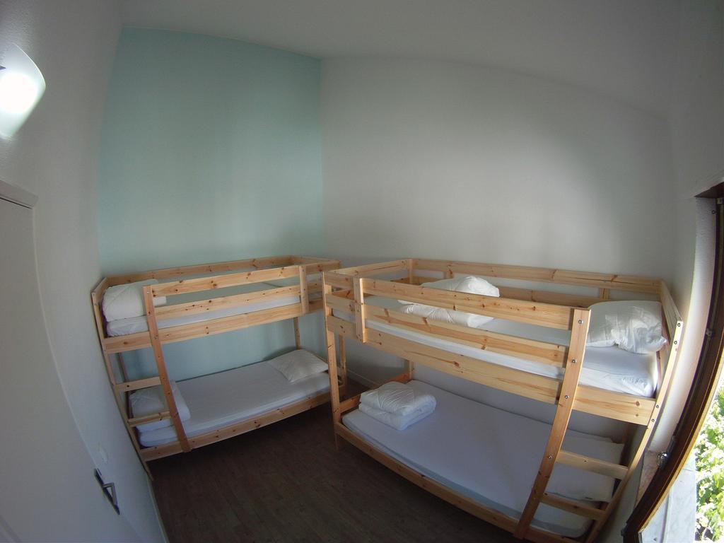 Bed 4-Bed Mixed Dormitory Room